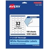 3 200 labels